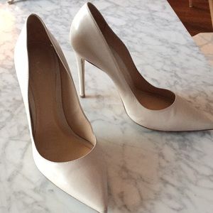 M. Gemi high heel pumps 39.5 off white